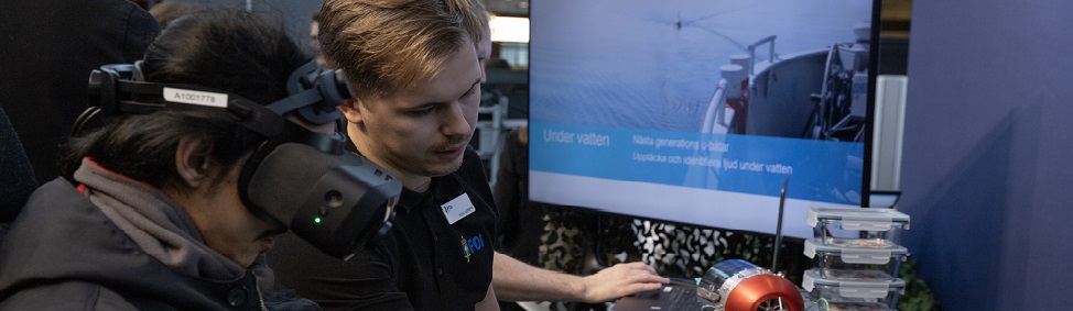 Demonstration med VR glasögon 